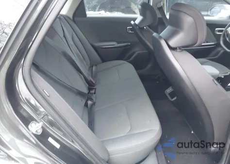 2025 Kia K4 Lxs z USA, uszkodzony, nr VIN 3KPFT4DE6SE046635